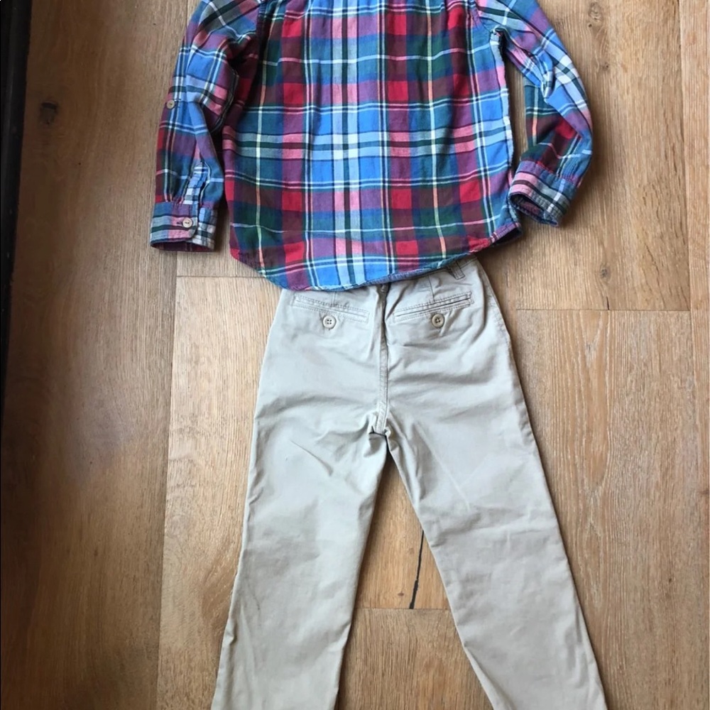 Boys plaid outfit size 5T - Picture 2 of 5